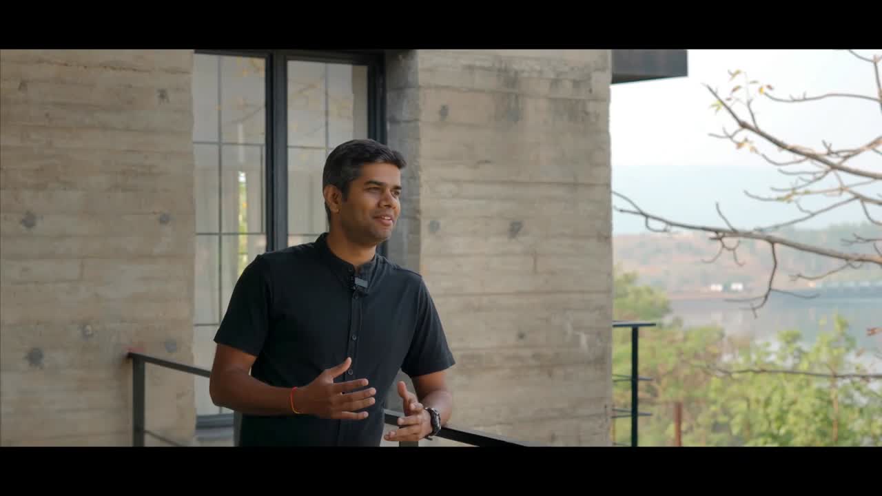 Oblique House - Ms. Swati Bengali - 