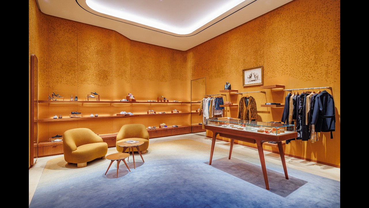 Where Craft Meets Architecture: Hand-Embroidered Wall Panels for Hermès - RDAI - Hermès